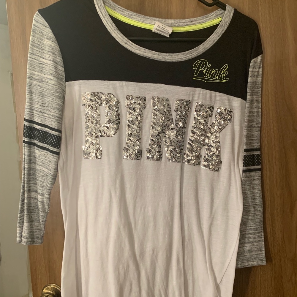 VS 3/4 sleeves